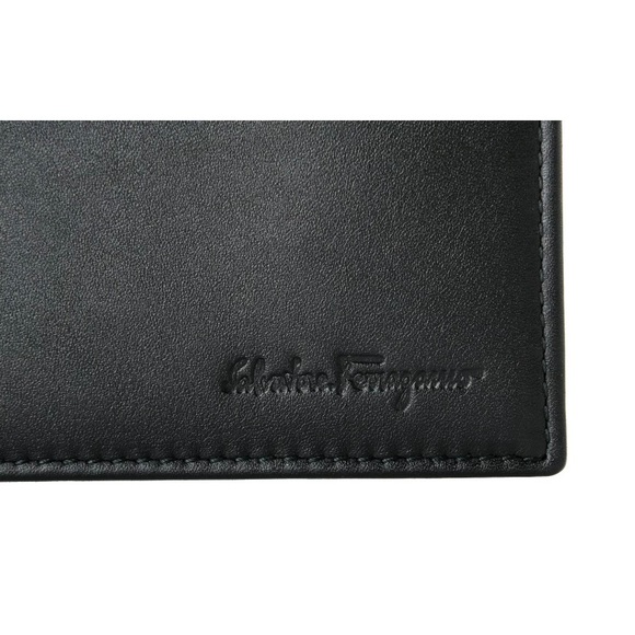 New Authentic Salvatore Ferragamo Wallet Embossed Logo Leather Bifold Black - Picture 5 of 6